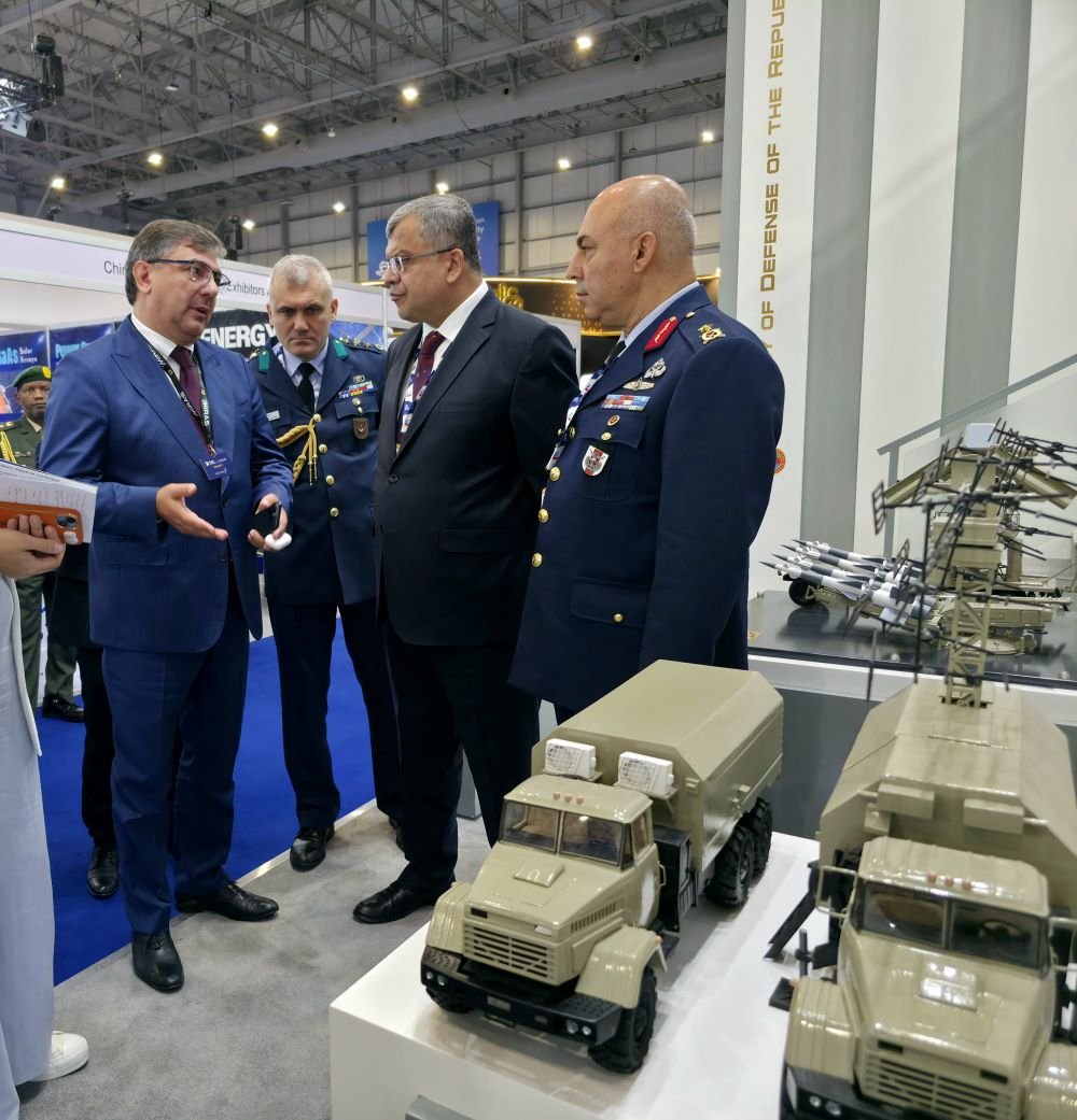 “Dubai Airshow 2025”: Türkiyənin milli müdafiə nazirinin müavini MİRAS stendini ziyarət edib – FOTO/VİDEO “Dubai Airshow 2025”: Türkiyənin milli müdafiə nazirinin müavini MİRAS stendini ziyarət edib – FOTO/VİDEO