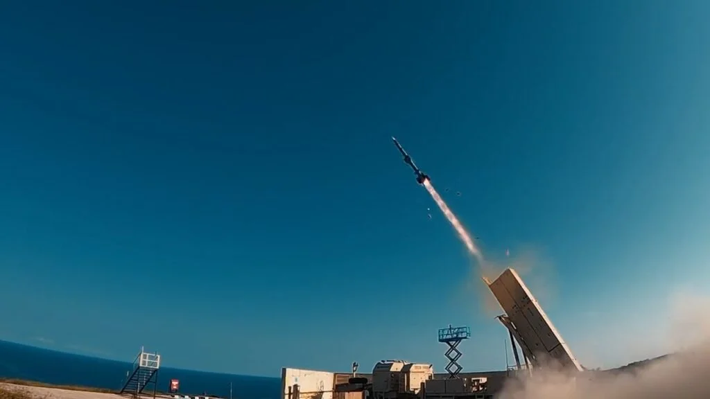 SİPER-1 avtonom batareya atışında hədəfi dəqiqliklə vurdu