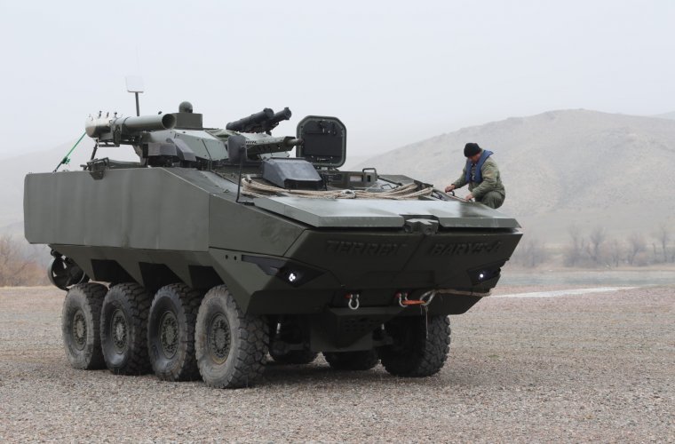 Qazaxıstan “Terrex – Barys A” amfibiya zirehli maşınını kamikadze PUA ilə silahlandırıb