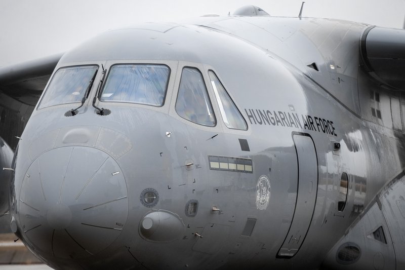 “Embraer” Macarıstan HHQ-yə C-390 “Millennium” təyyarələrinin tədarükünü tamamlayıb