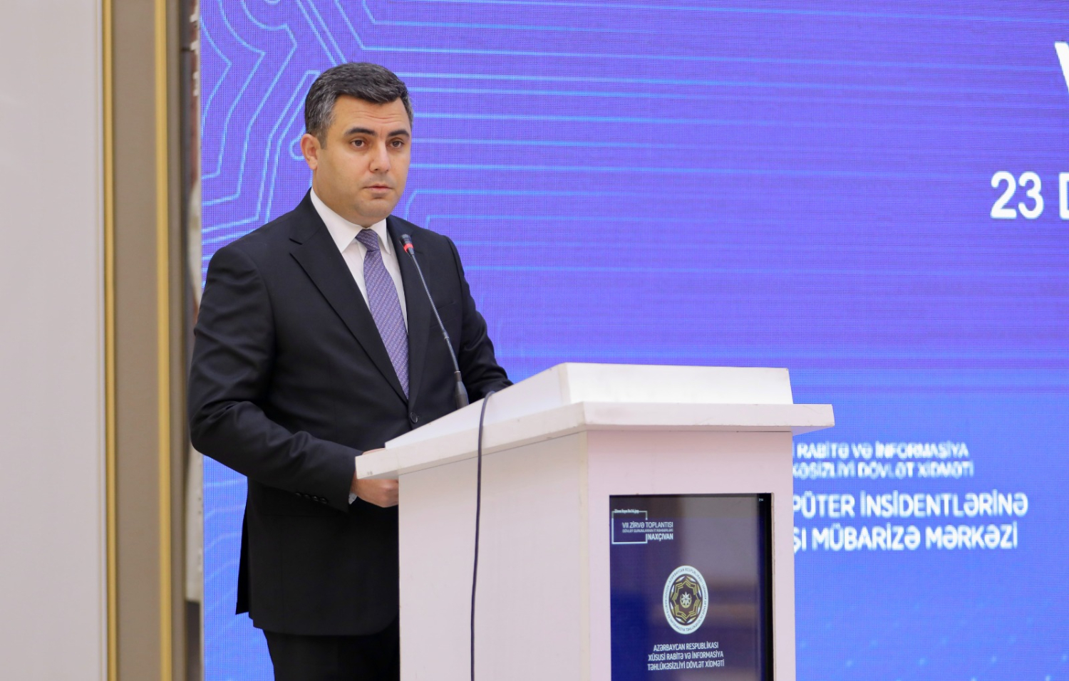 1766483785c7f8a4474a278170f1346064904896d8