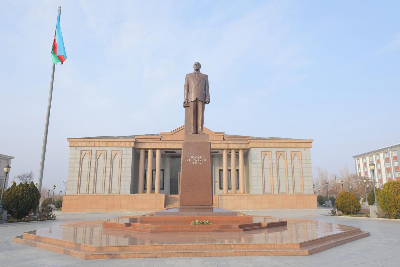 17664859650a05ec5c81464f10249117afcfeea366