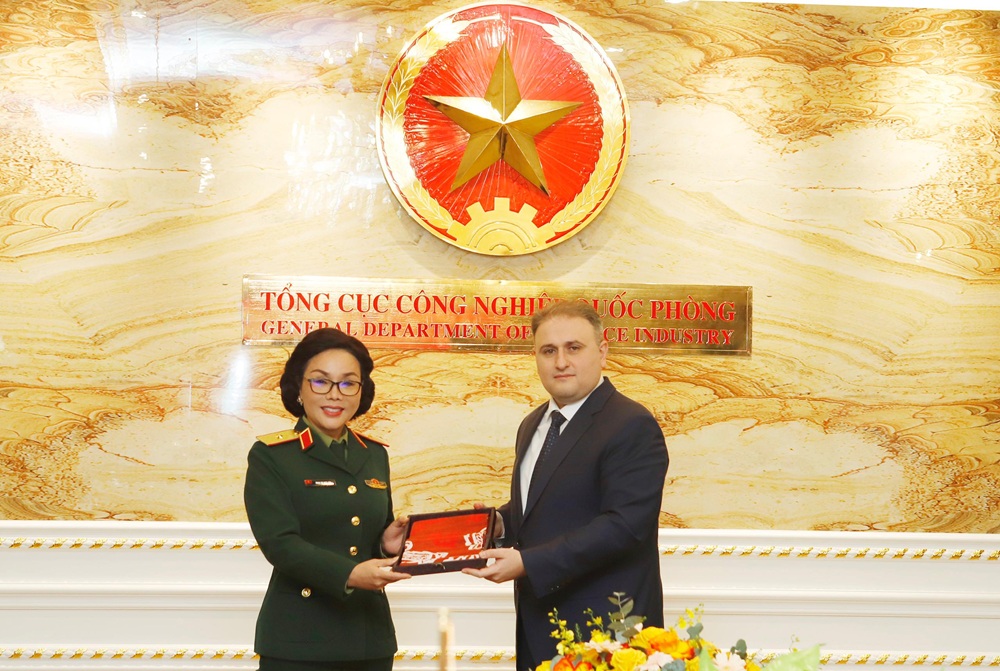 Azərbaycan ilə Vyetnam arasında müdafiə sənayesi sahəsində əməkdaşlıq imkanları müzakirə olunub