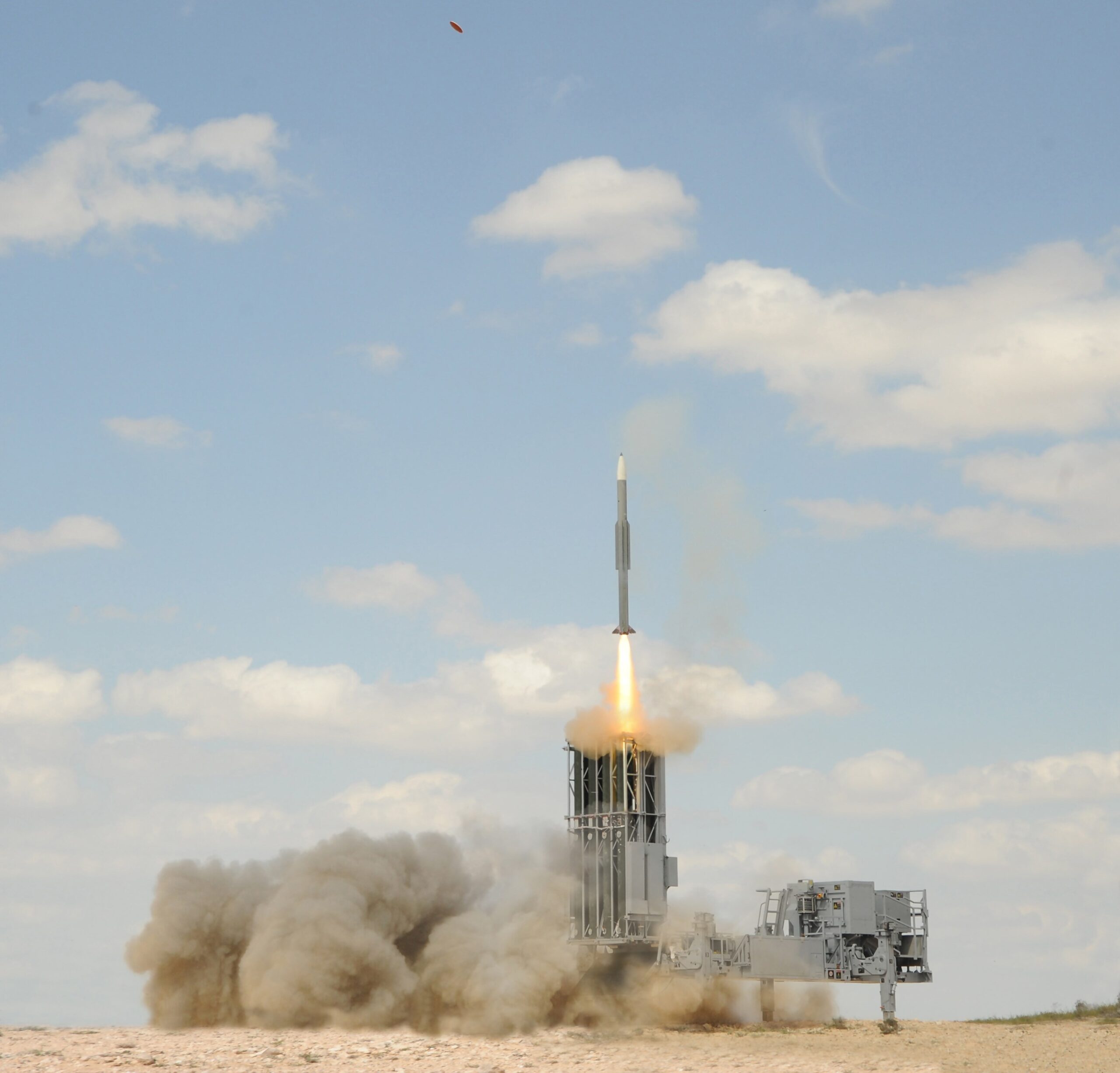 Barak MX Launcher scaled