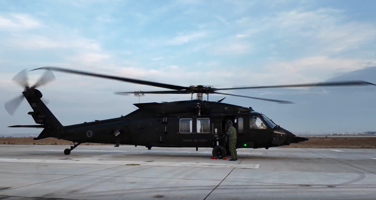 Türkiyə HHQ daha bir T-70 helikopterini təhvil alıb