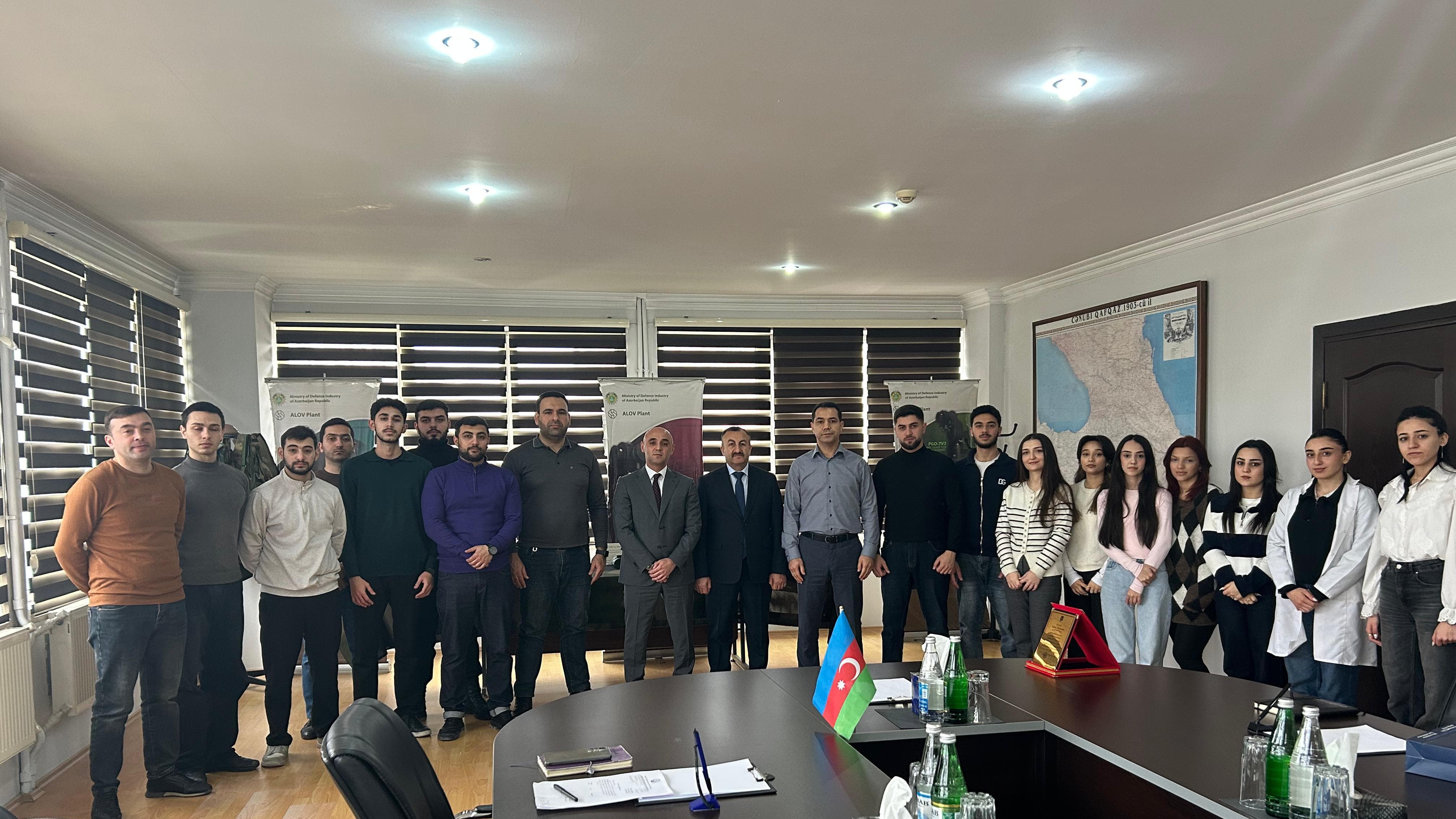 Xüsusi texnika və texnologiya fakültəsinin nümayəndələri “Alov” zavodunda olub