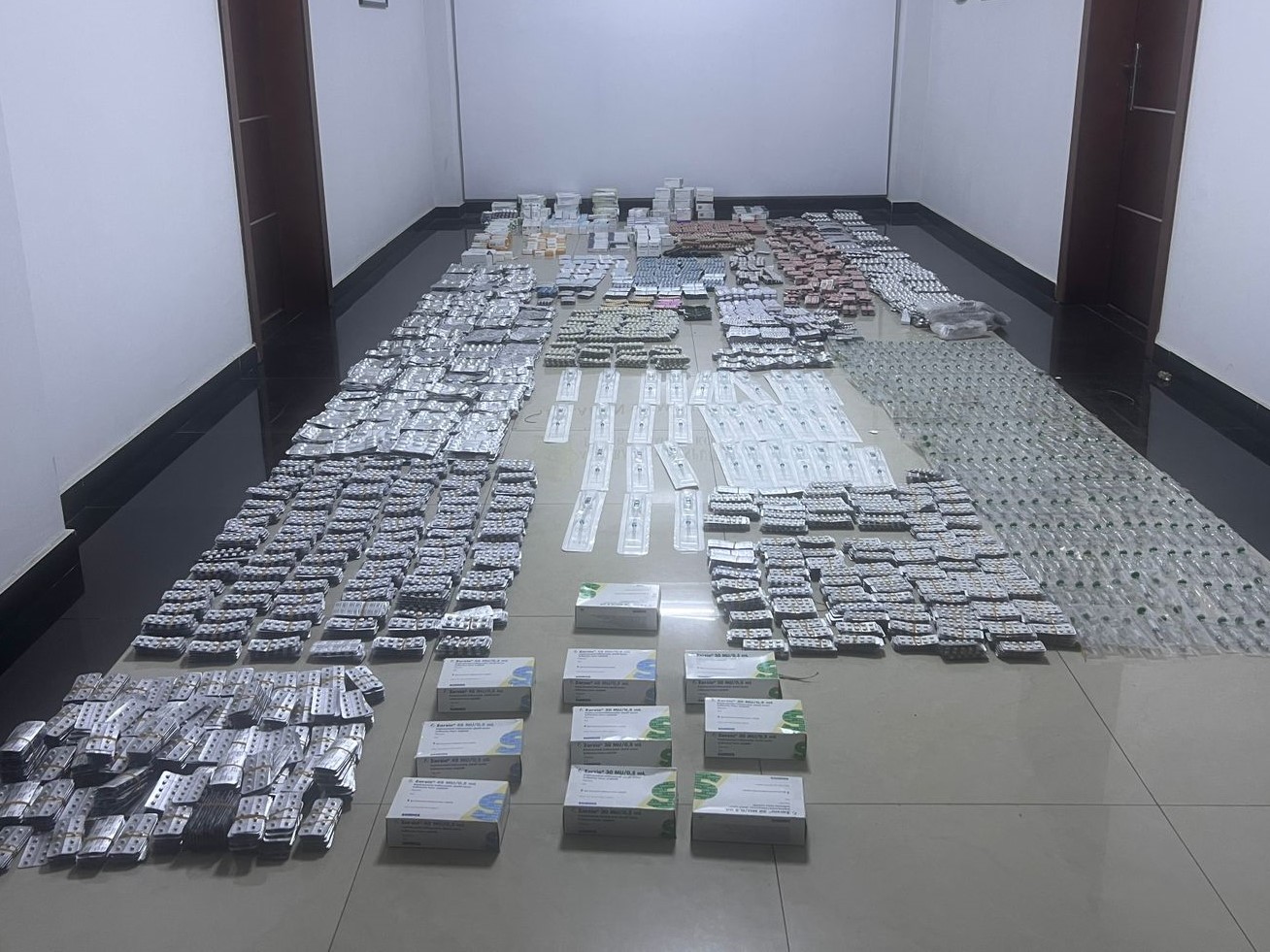 2 125a7a7a7ce74950aee4260af3d45e77