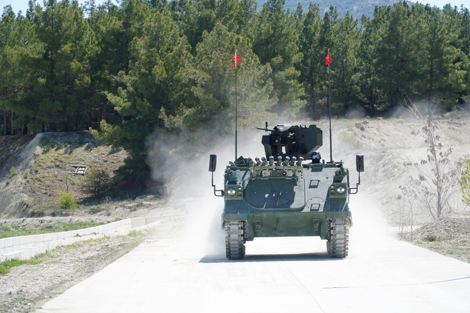 MKE istehsalı silah-texnika yerli müştərilərə təhvil verilib