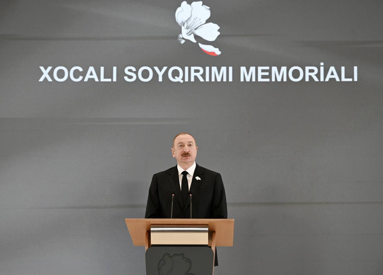 Prezident İlham Əliyev Xocalı Soyqırımı Memorialının açılışında iştirak edib - YENİLƏNİB 17 16