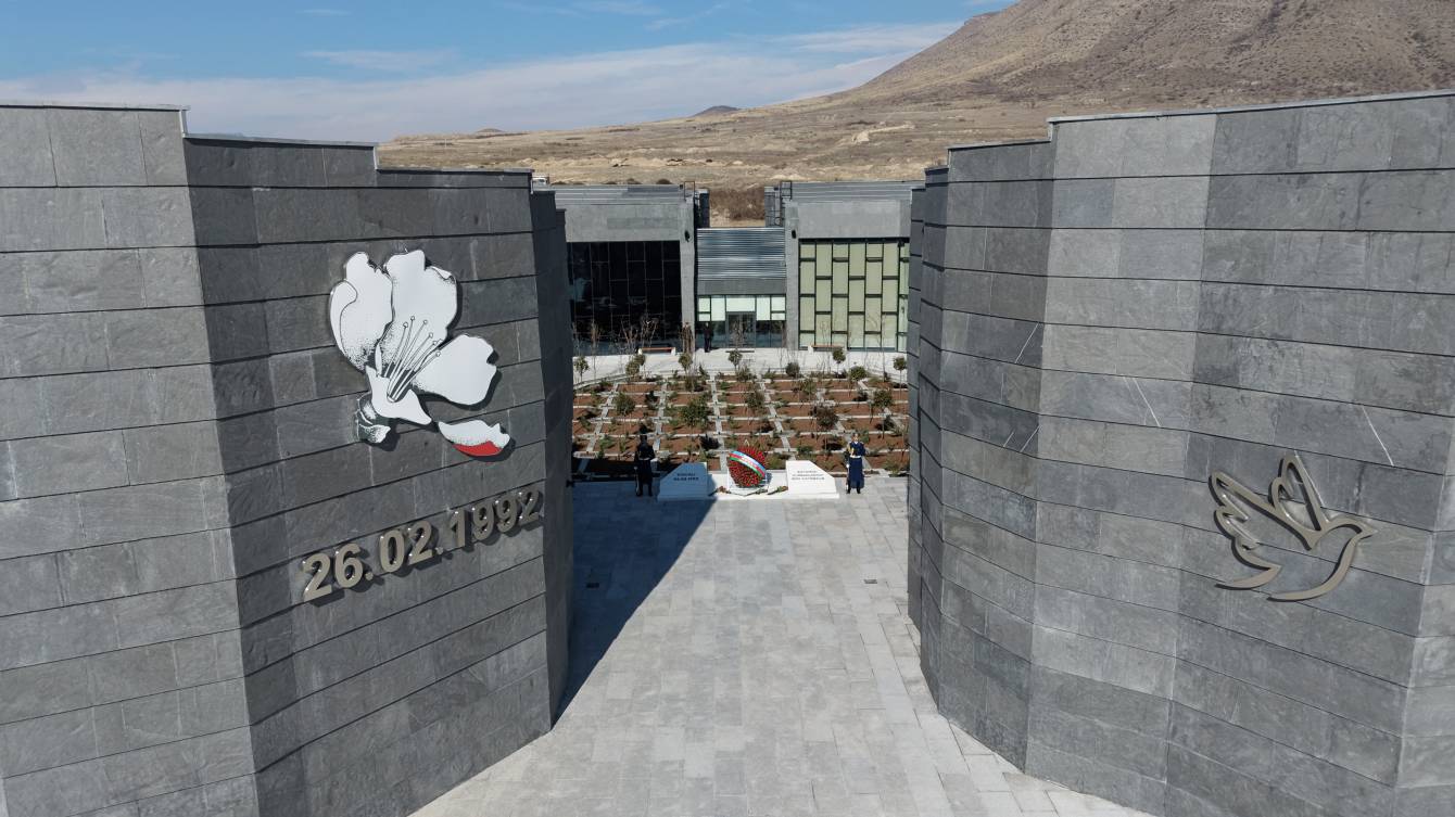 Prezident İlham Əliyev Xocalı Soyqırımı Memorialının açılışında iştirak edib - YENİLƏNİB 42 41