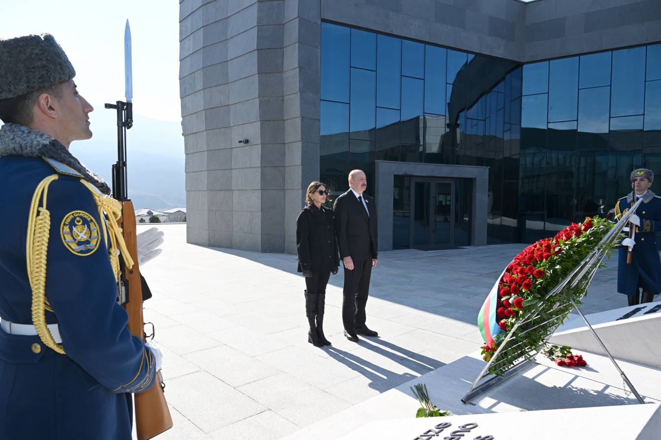 Prezident İlham Əliyev Xocalı Soyqırımı Memorialının açılışında iştirak edib - YENİLƏNİB 6 5 4