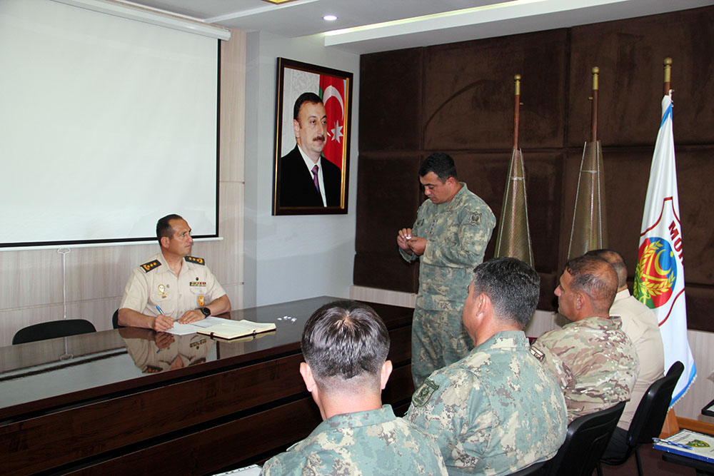 Azərbaycan Ordusunda hərbiləşdirilmiş kross üzrə birincilik keçirilib 2 43ee907acfb00bbf5b3337c871cc3463