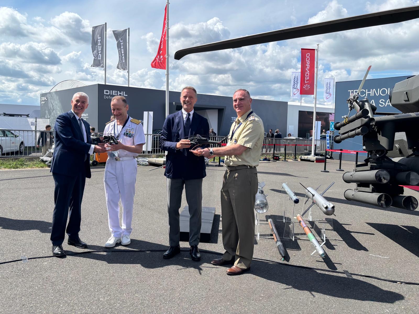 “Leonardo” AW249 yeni nəsil döyüş helikopterini Berlində təqdim edib 2 AW249 ILA 2026 1