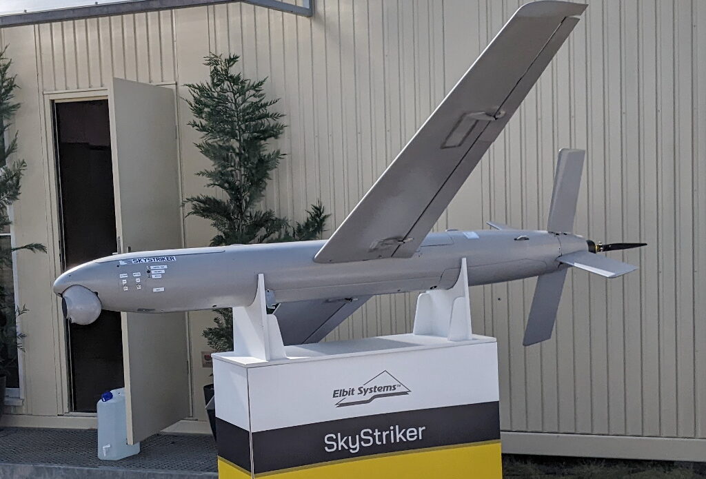 “Elbit Systems” və “Diehl Defence” Bundesverə “SkyStriker” süzən sursatını təklif edəcək 2 Elbit Systems SkyStriker SIAF 2022 e1781167397407