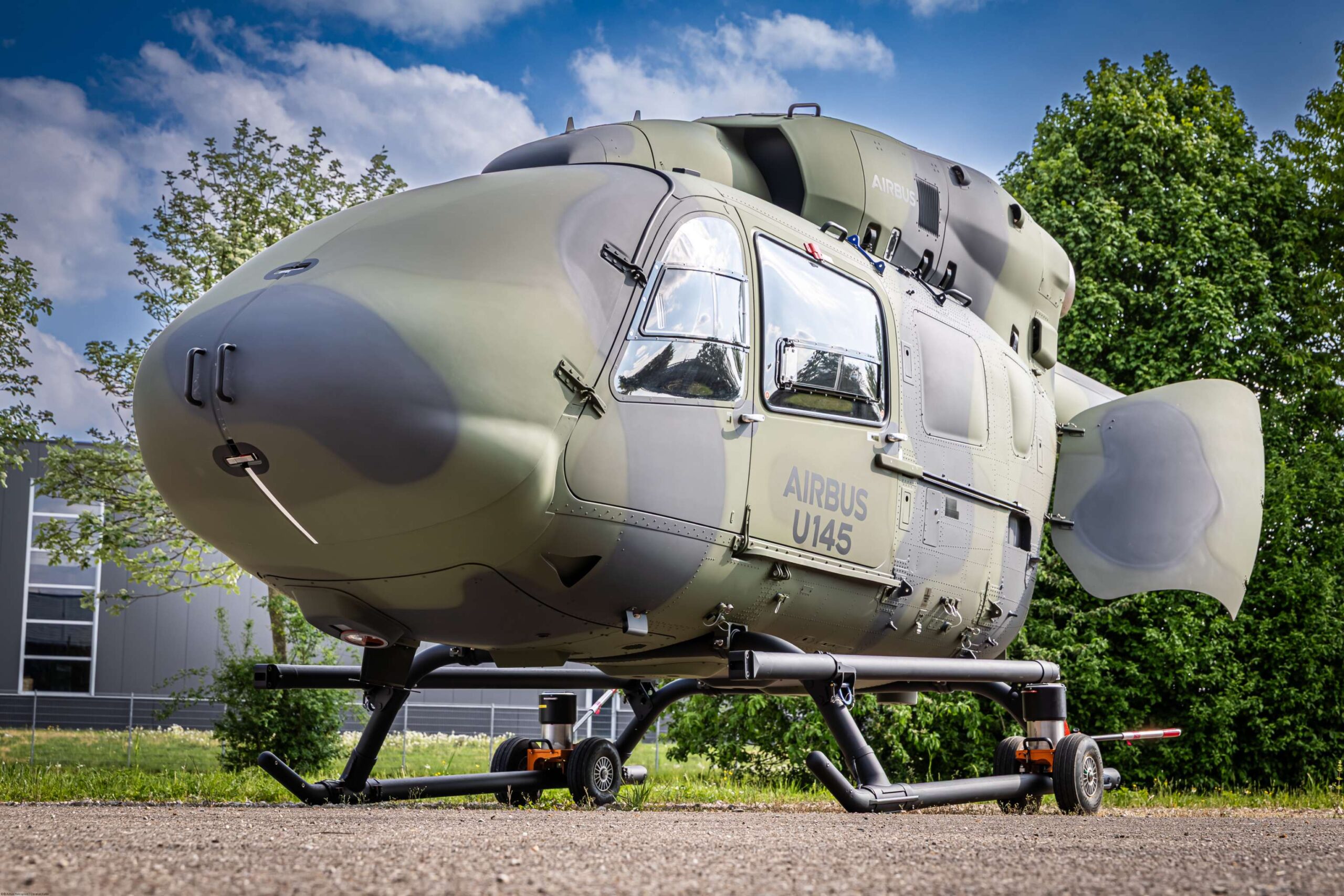“Airbus Helicopters” H145 yüngül helikopterinin pilotsuz versiyasını hazırlayıb 2 HKRthjfXMAAXc t scaled