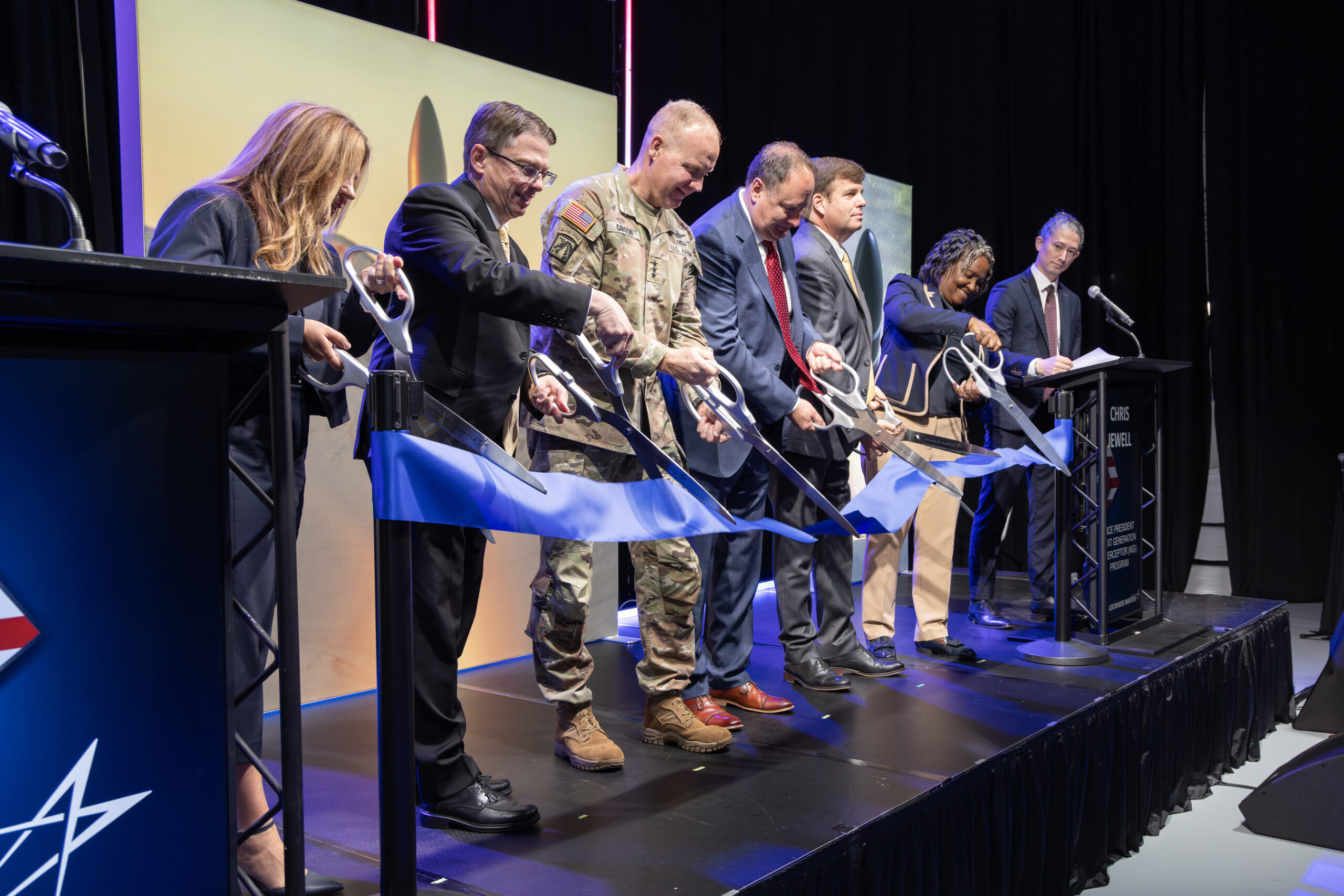 MAB 5 ribbon cutting scaled