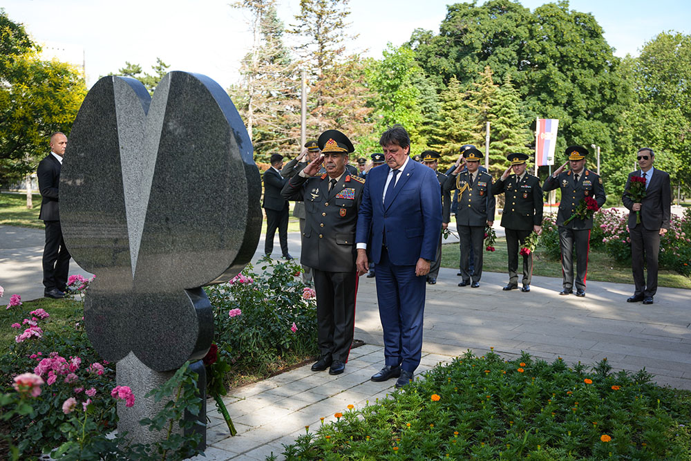 Zakir Həsənov Serbiyada rəsmi səfərdədir 6 c0cb5db051866d25492f8b912a55ad5a