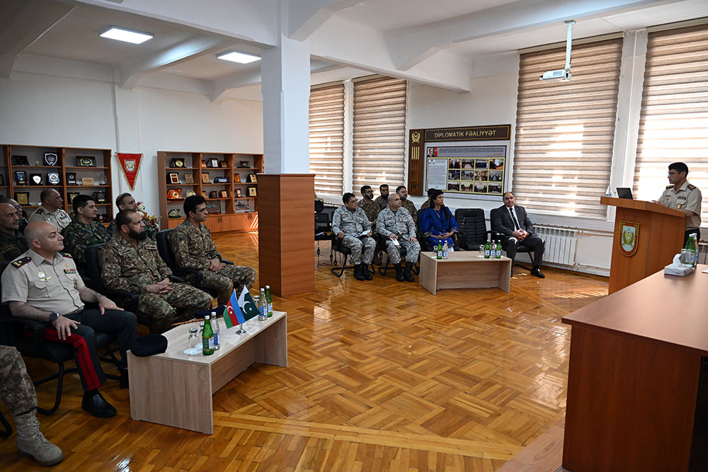 Azərbaycanla Pakistan arasında hərbi təhsil sahəsində əməkdaşlıq müzakirə olunub 4 dbe5a9a6fa2e79e99bfbe37871dd0f28