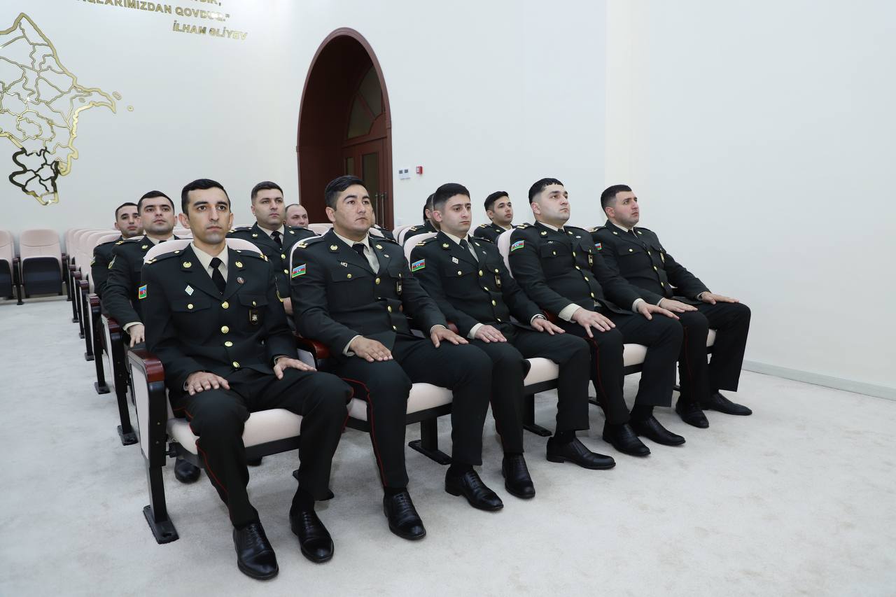 SHXÇDX-də bir qrup hərbi qulluqçuya ilk zabit hərbi rütbəsi verilib 4 photo 2026 06 10 12 22 47 2