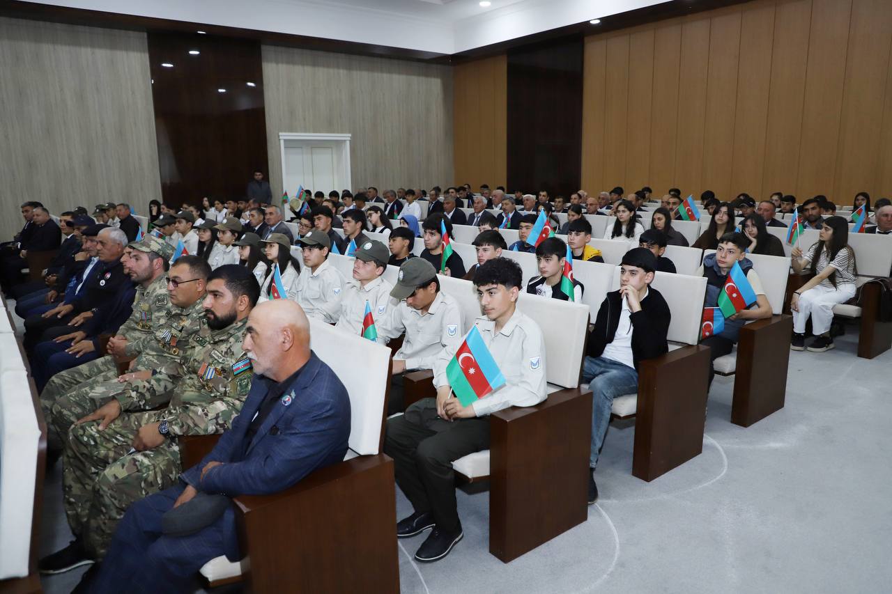 Dövlət Xidməti Gədəbəydə gənclər üçün tədbir keçirib 2 photo 2026 06 13 11 09 35 2
