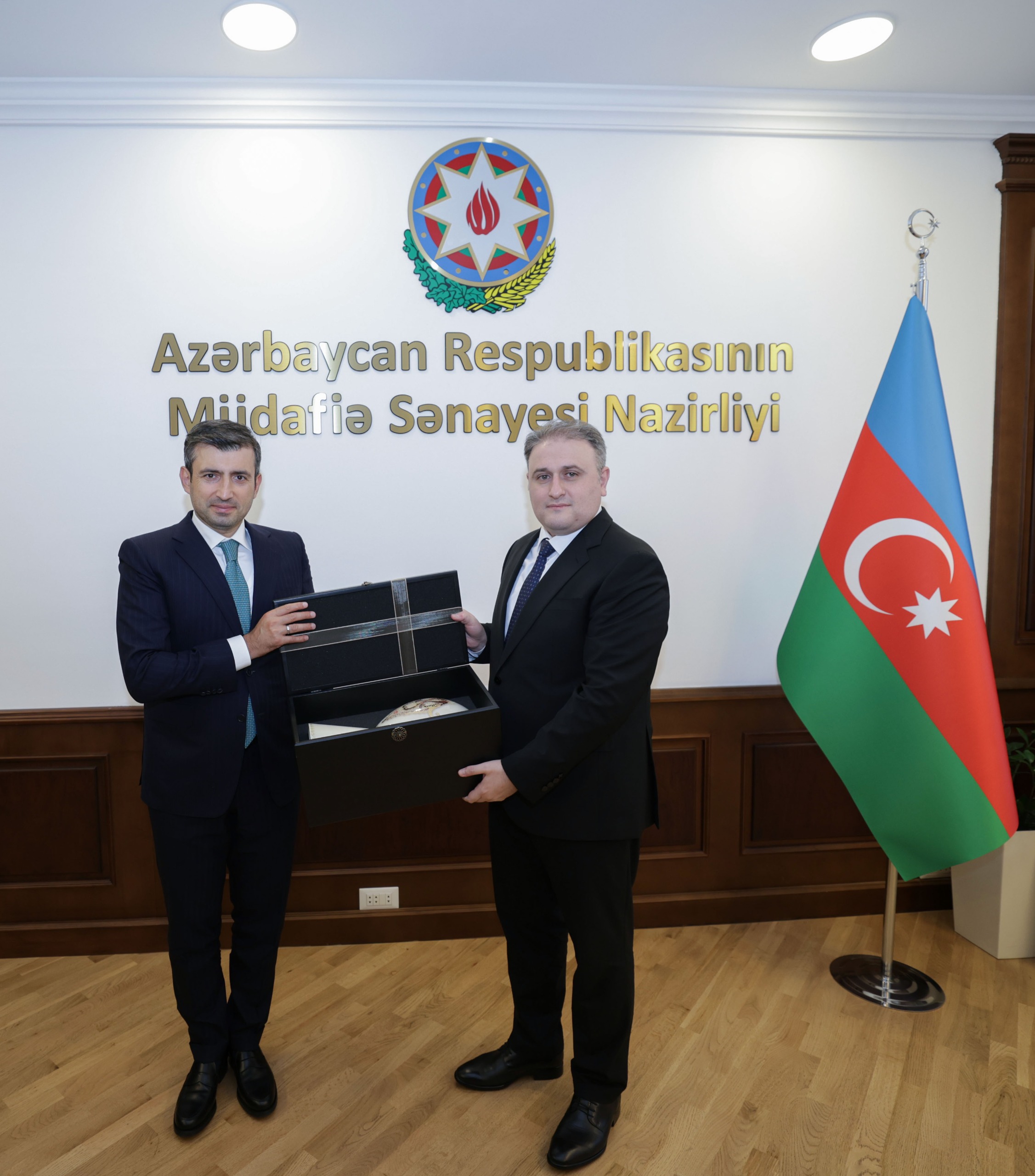 Vüqar Mustafayev Selçuk Bayraktarla görüşüb 5 01KX3QEZYMH6GFDRR41HBZK0BH