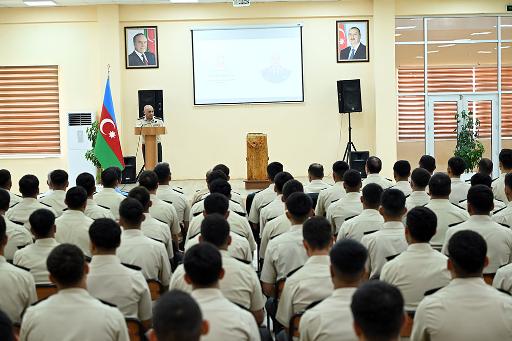 "Zabit ixtisas kursu"nun növbəti buraxılış mərasimi keçirilib - VİDEO 2 10ea92bde360f103fd7c4af7110a7859