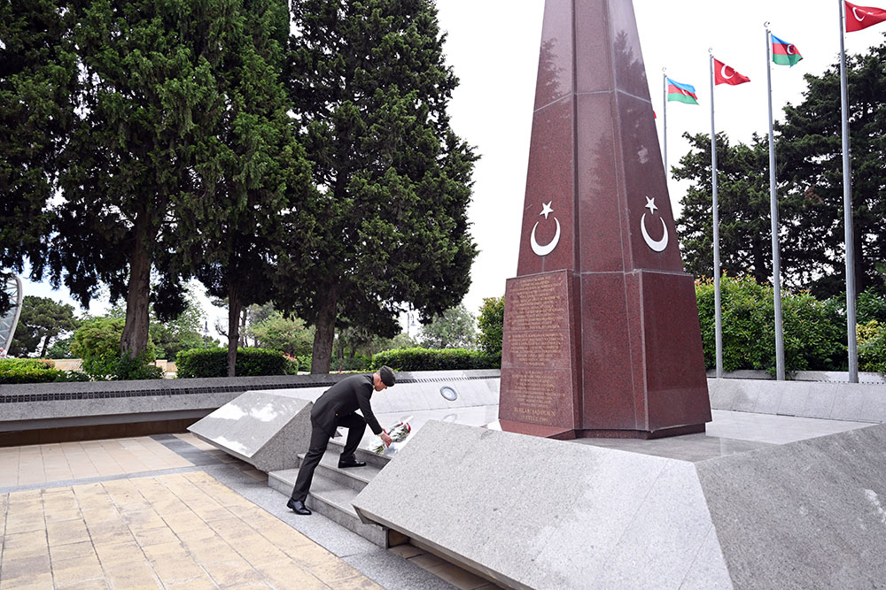Azərbaycan və Türkiyə arasnda hərbi təhsil sahəsində əməkdaşlıq müzakirə olunub 5 1e26a75fab7d93344e9baee659ed92c0