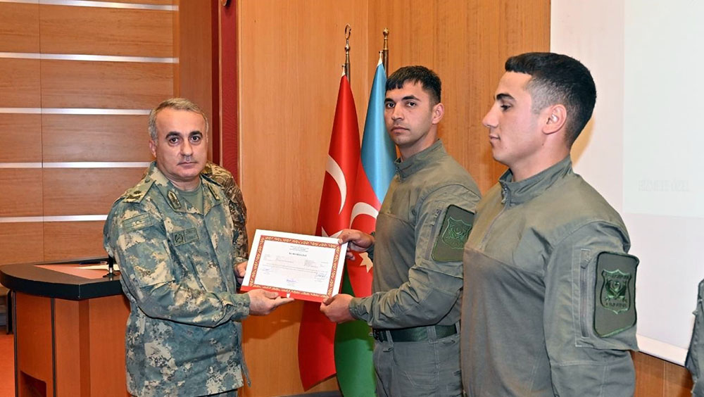 Müdafiə Nazirliyinin Hərbi Polis İdarəsinin nümayəndə heyəti Türkiyəyə səfər edib 5 4 8