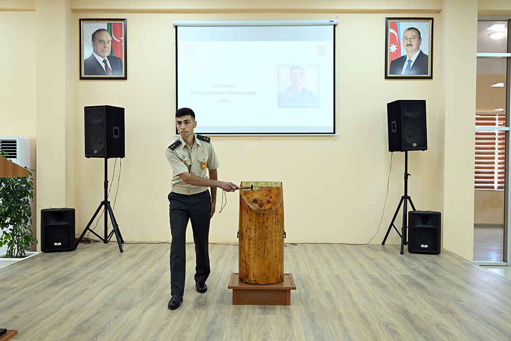 "Zabit ixtisas kursu"nun növbəti buraxılış mərasimi keçirilib - VİDEO 3 f09f5f59e013eb31cd3a4fb7020668c6