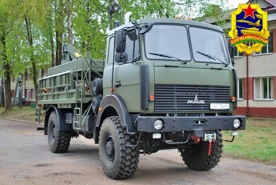 Belarus “Osa” ZRK üçün yeni nəqliyyat-doldurma maşınını təqdim edib 2 photo 2026 07 20 18 41 44