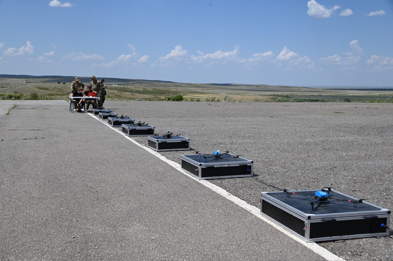 Qazaxıstanda pilotsuz sistemlər və robotlaşdırılmış komplekslər sınaqdan keçirilib 5 photo 2026 07 23 09 10 48 4
