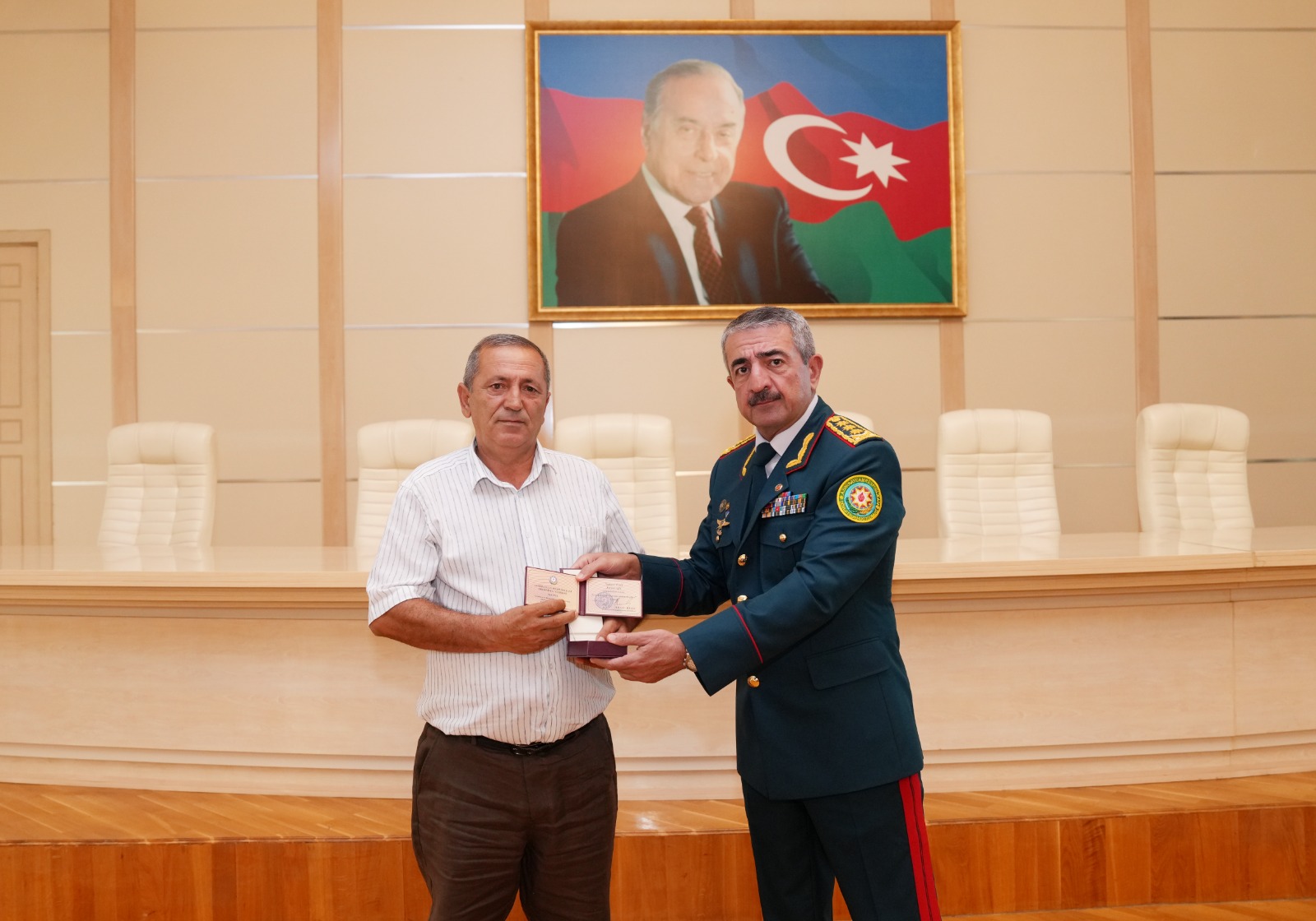 DSX Aparatında şəhid ailələrinə ordenlər təqdim olunub 29 26 f5269384bfbe339d7485b228bcc77cdd