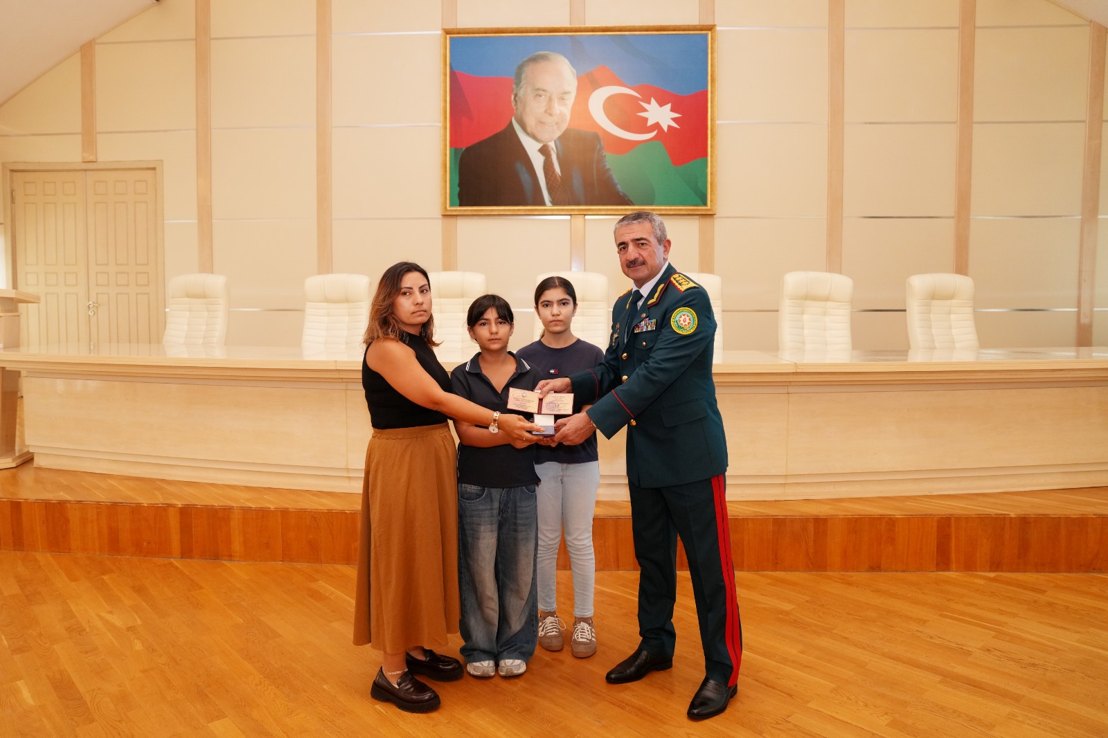 DSX Aparatında şəhid ailələrinə ordenlər təqdim olunub 7 4 5d6a3d8af52a4a1b6ece8d40af2e0099