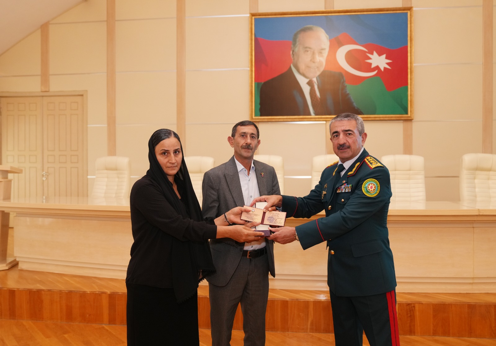 DSX Aparatında şəhid ailələrinə ordenlər təqdim olunub 12 9 94f9ffdedc172f941f388e70092e05d7