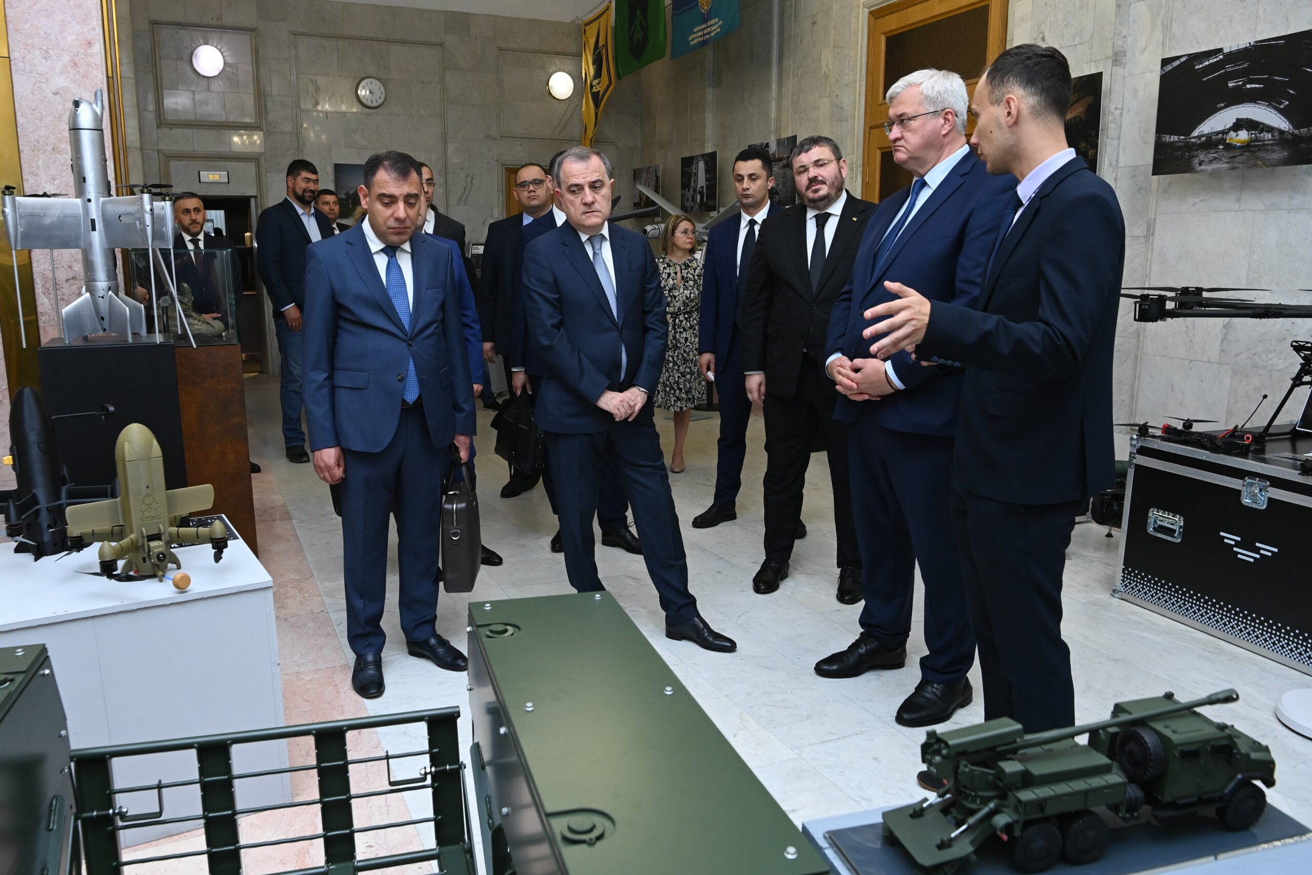 Ceyhun Bayramov Ukrayna istehsalı PUA-larla tanış olub 2 HPBXEQpbIAAKNq6 scaled