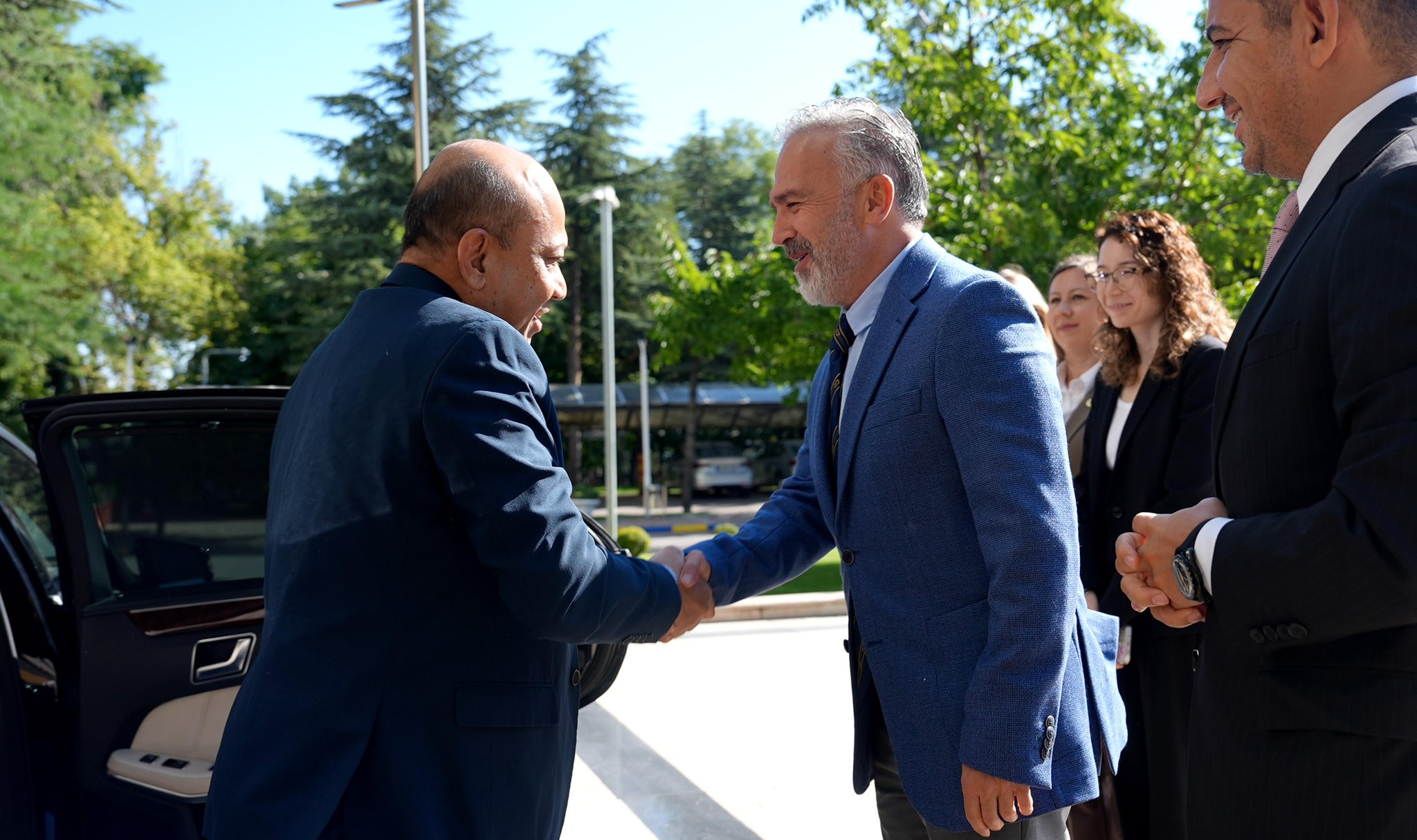Malayziya Müdafiə Nazirliyinin nümayəndə heyəti MKE şirkətini ziyarət edib 2 HQjd5WzW0AAWT2V