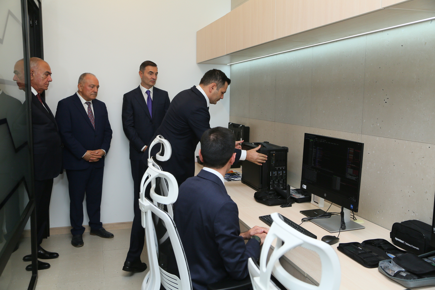 Azərbaycanda ilk dəfə Zərərvericilərin Analizi və Rəqəmsal Kriminalistika Laboratoriyası istifadəyə verilib - VİDEO 5 17899709246c6fbbbd4eeadceb3acf1f7536cc296d