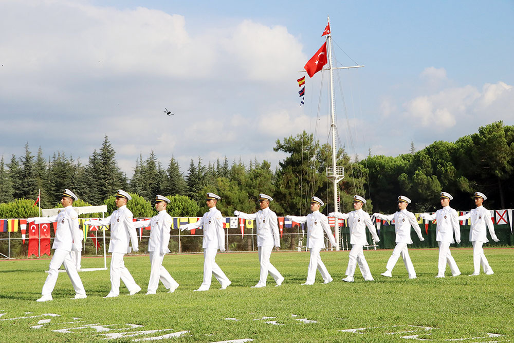 Türkiyədə təhsilini bitirən Azərbaycan Ordusunun hərbçilərinə diplomlar təqdim edilib - VİDEO 12 a0659136d86036cea696938bb188dc4c