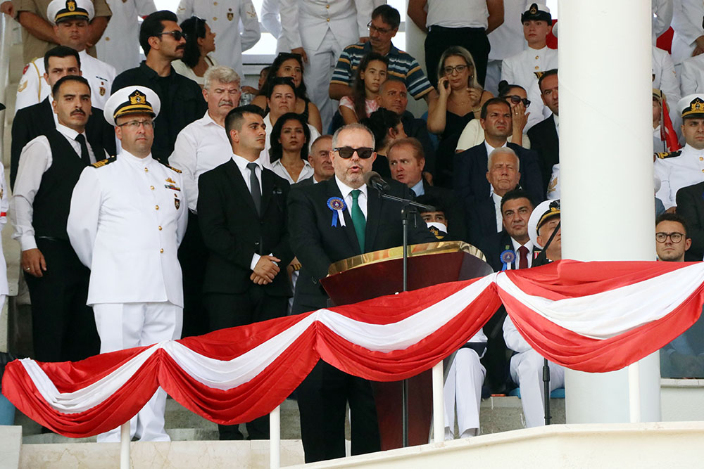Türkiyədə təhsilini bitirən Azərbaycan Ordusunun hərbçilərinə diplomlar təqdim edilib - VİDEO 3 b2368363d745638901384379cf6c397e