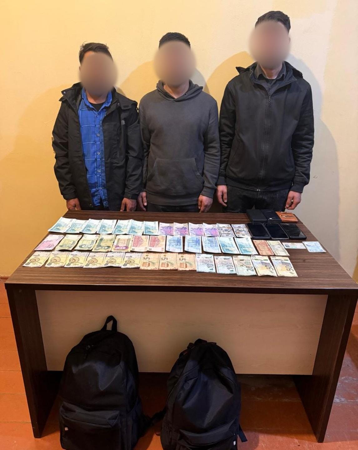 Dövlət sərhədini pozmağa cəhd göstərən xarici ölkə vətəndaşları saxlanılıb 4 3 fa3d6b2181d799faba547e7eb4ecca85