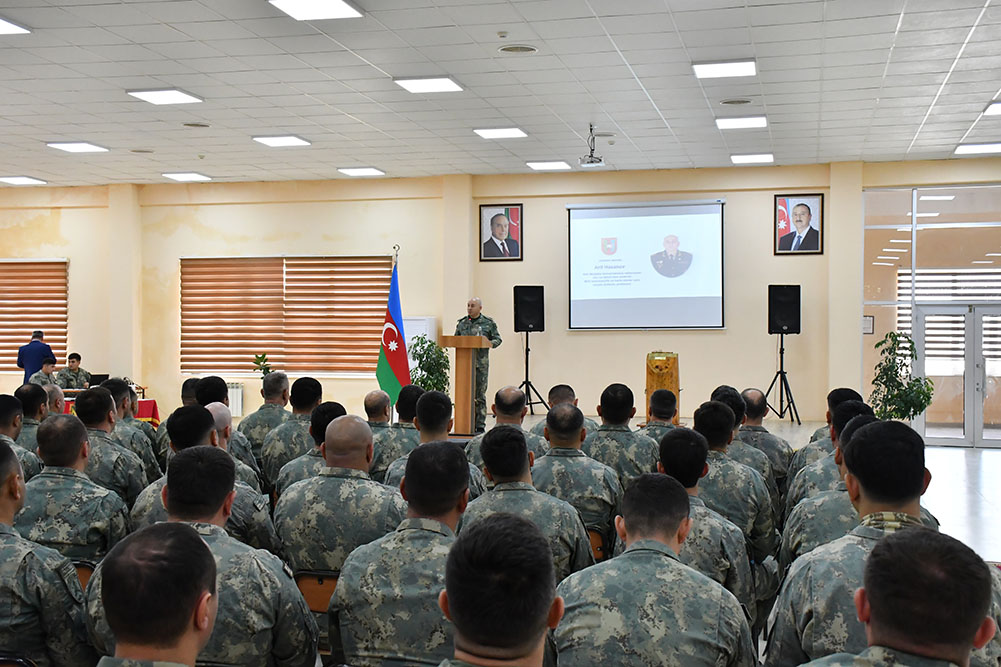 "Zabit heyətini təkmilləşdirmə kursu"nun növbəti buraxılış mərasimi keçirilib 4 4c899d38f4d10d70eaa5b7bd7b8227c2